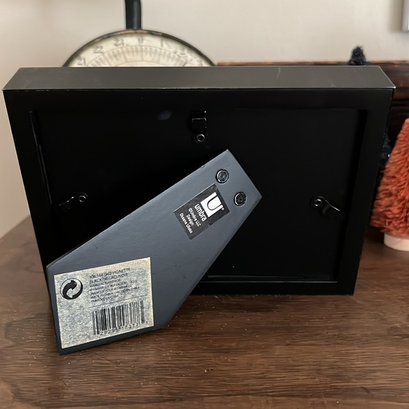 Easel Style Shadow Box Frame - Picture 6 of 9